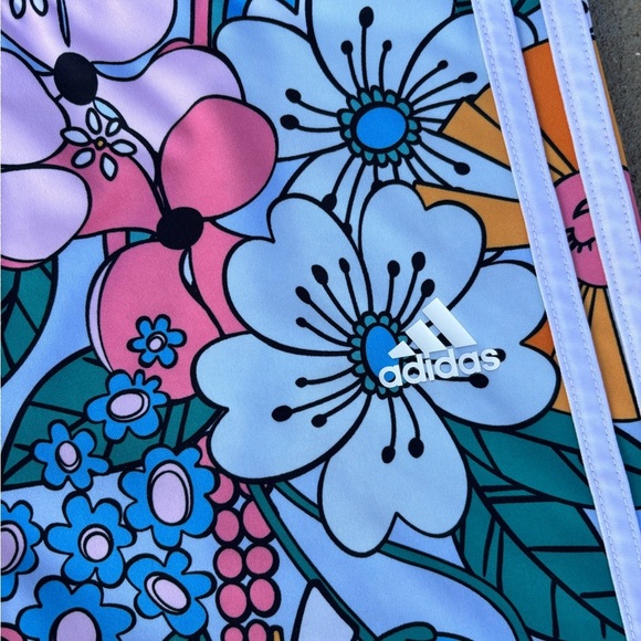 Adidas Flower Biker Shorts — Girls XL - Picture 2 of 4